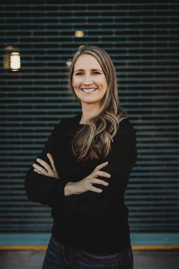 Leah Partner